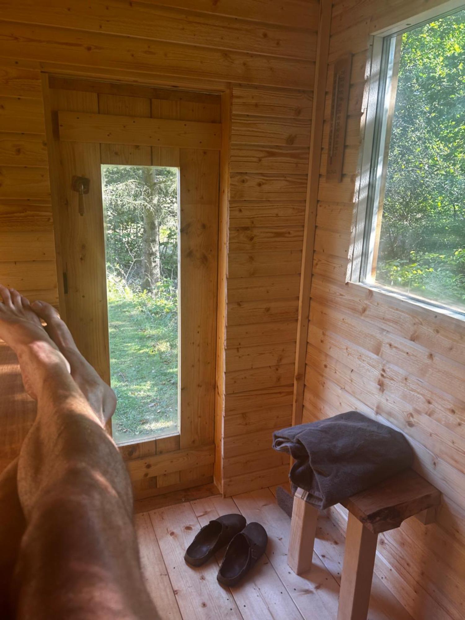 Farm Stay Happy Dogs Ranch Veberöd Extérieur photo