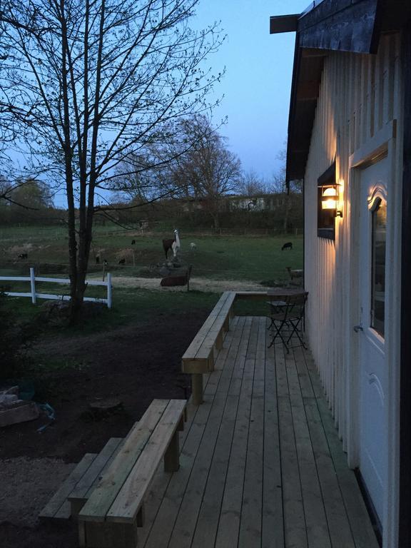 Farm Stay Happy Dogs Ranch Veberöd Extérieur photo