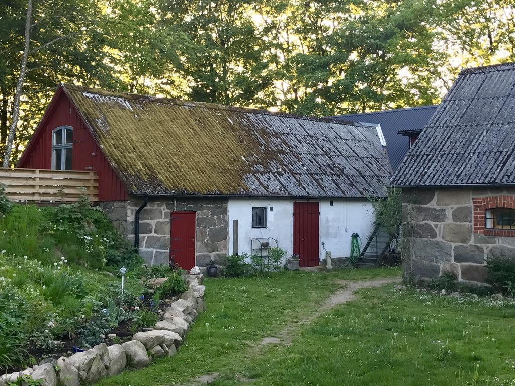 Farm Stay Happy Dogs Ranch Veberöd Extérieur photo